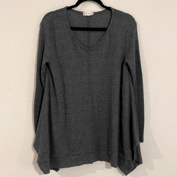 Altar'd State Tops - Altar’d State Women’s Waffle Knit T-Shirt Medium Grey Oversized Lagenlook Cotton